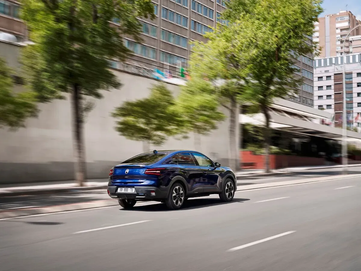 Citroen C4 exterior 15