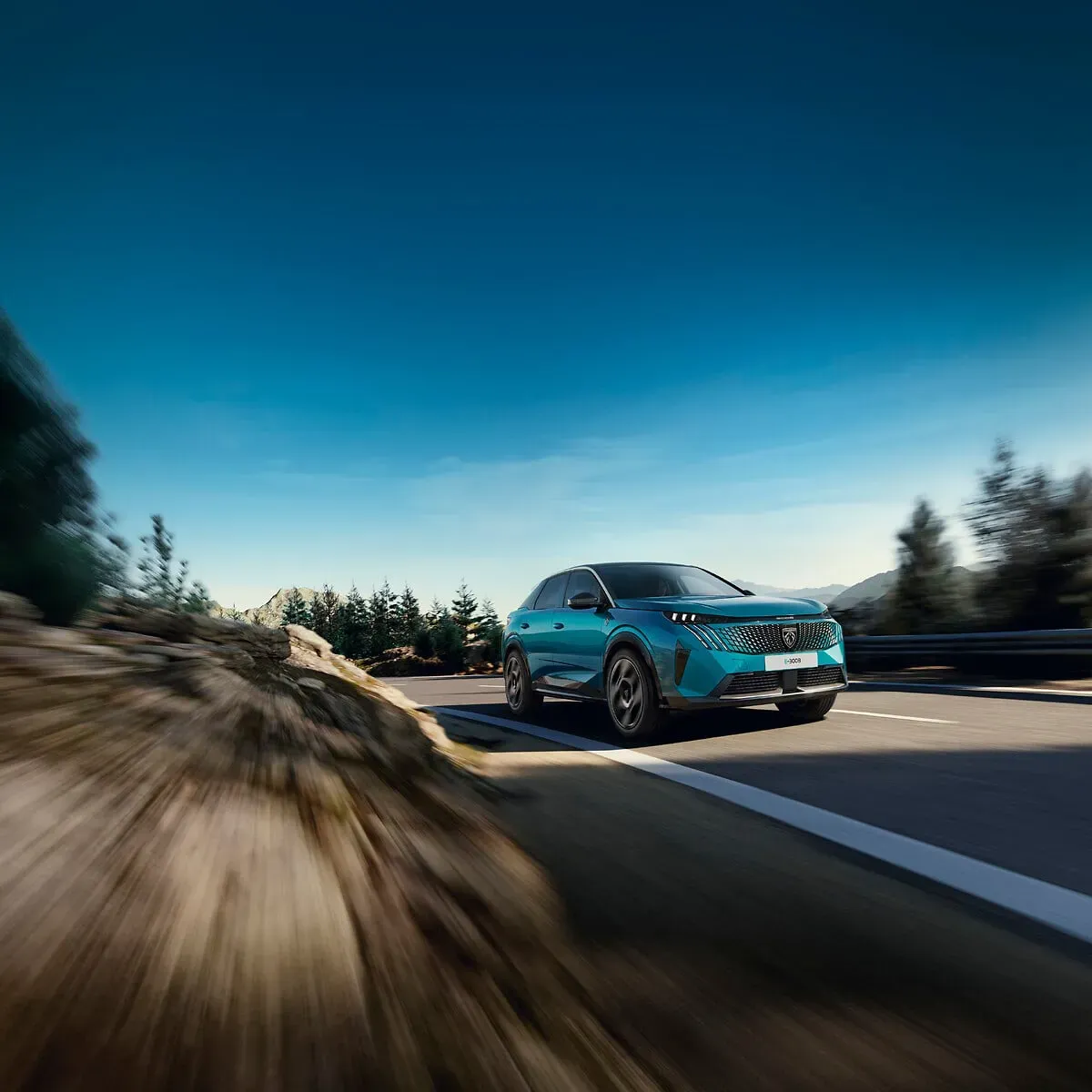 Peugeot 3008 exterior 2