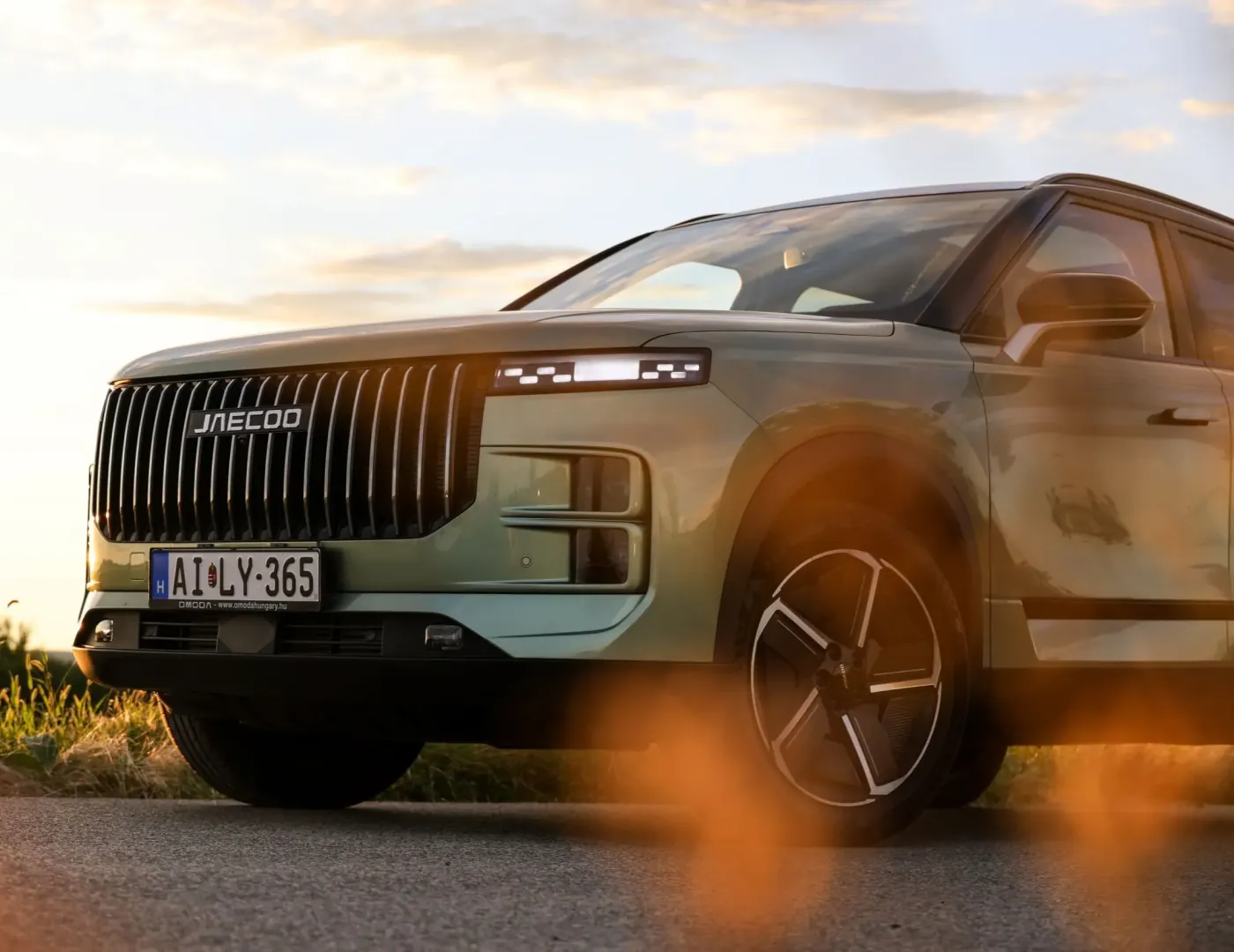 Jaecoo 7 vedere exterioară cu look off-road premium